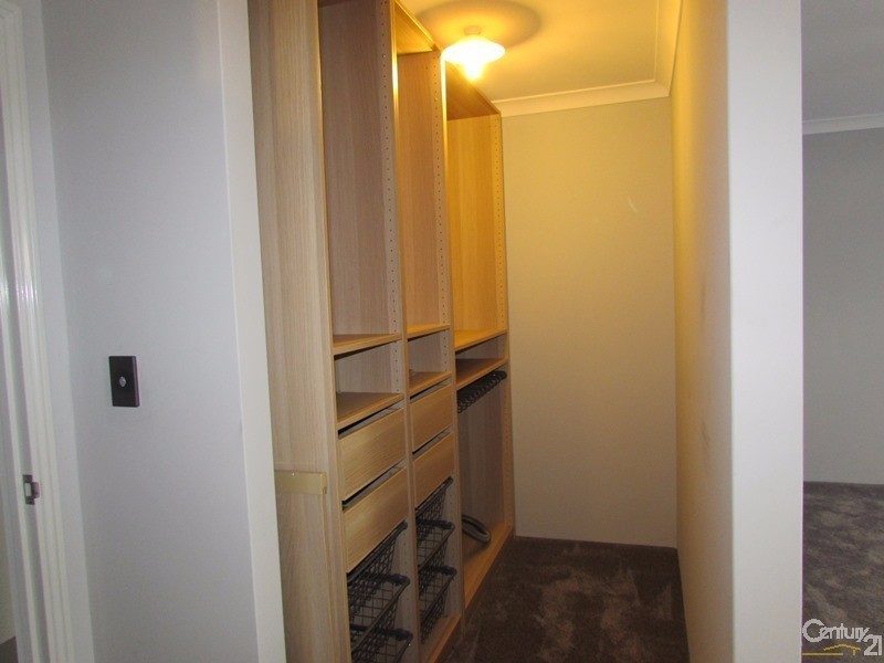 159 Pebble Beach Boulevard, Meadow Springs WA 6210