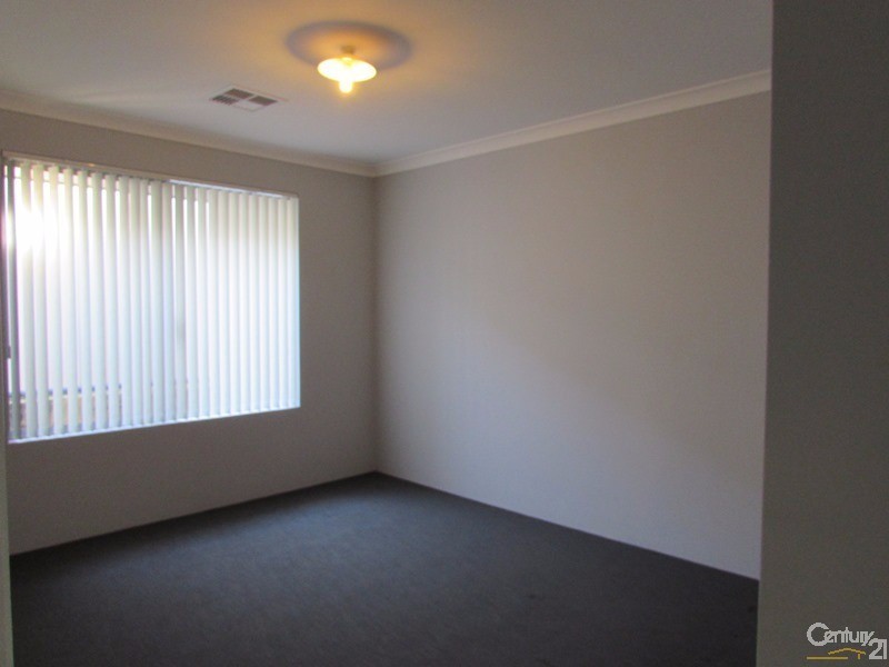 159 Pebble Beach Boulevard, Meadow Springs WA 6210