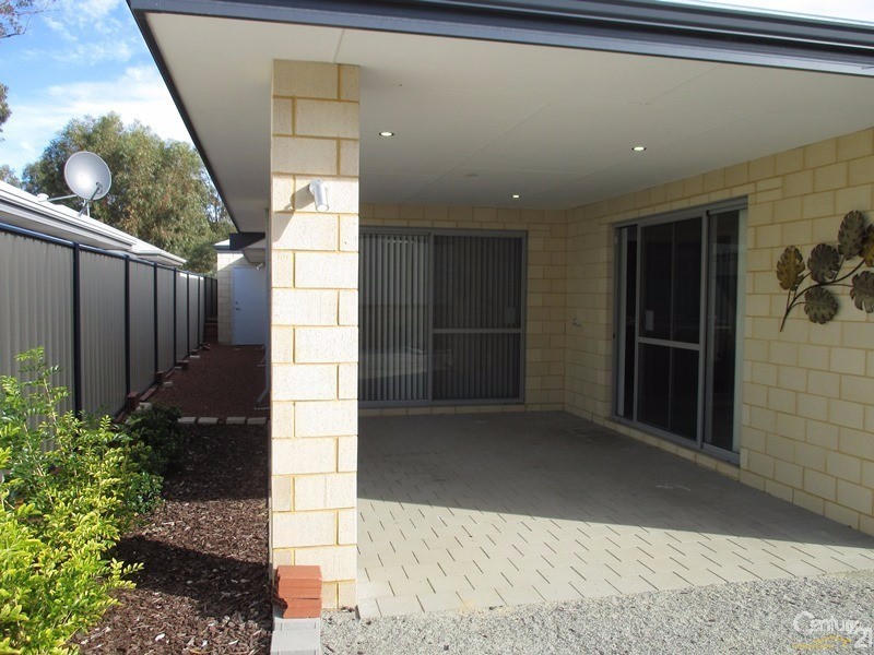 159 Pebble Beach Boulevard, Meadow Springs WA 6210