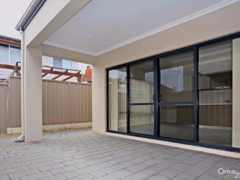 23 Stevenson Street, Dudley Park WA 6210