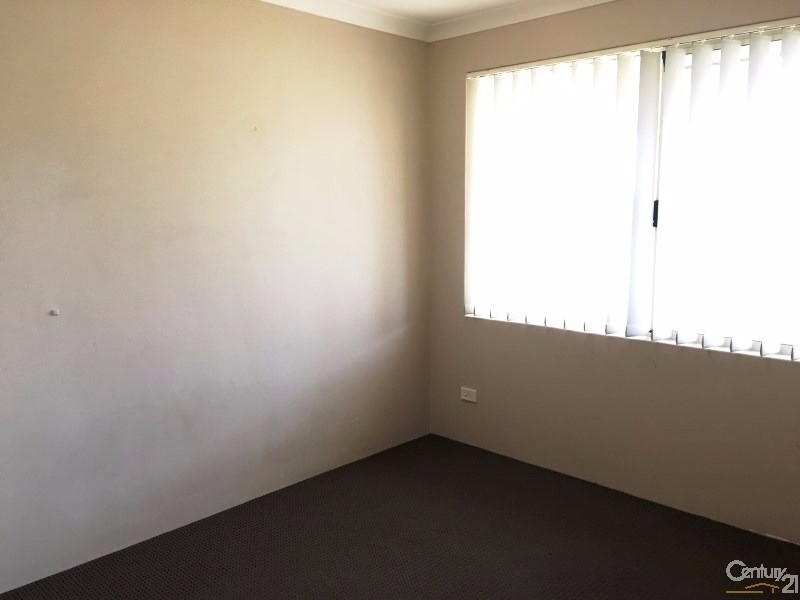 44  Camden Way, Meadow Springs WA 6210