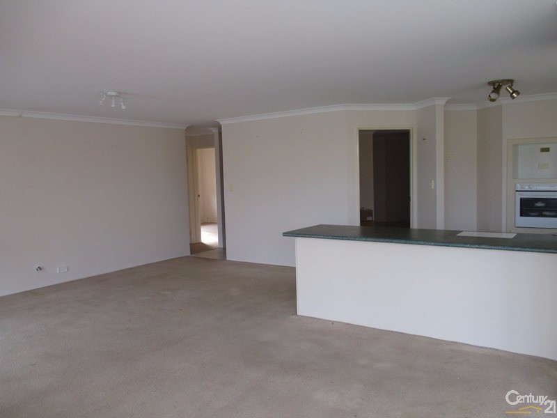 13 Voyager Close, Wannanup WA 6210