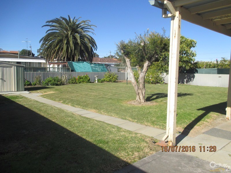 5 Hickman Road, Silver Sands WA 6210