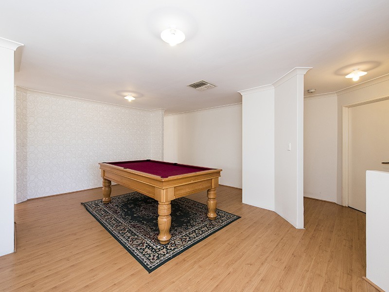 8 Laguardia Loop, Port Kennedy WA 6172