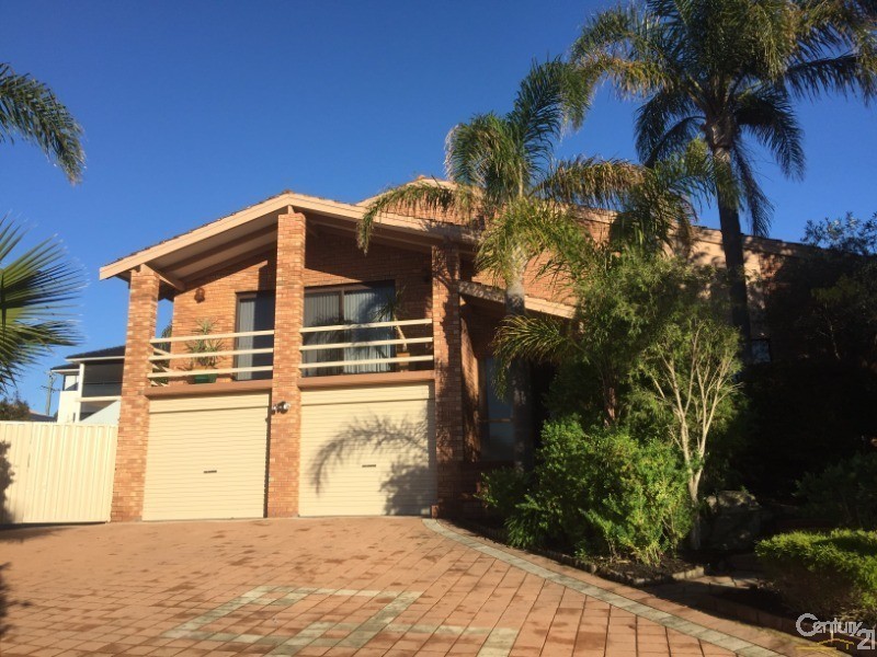 7 Barkley Place, Halls Head WA 6210