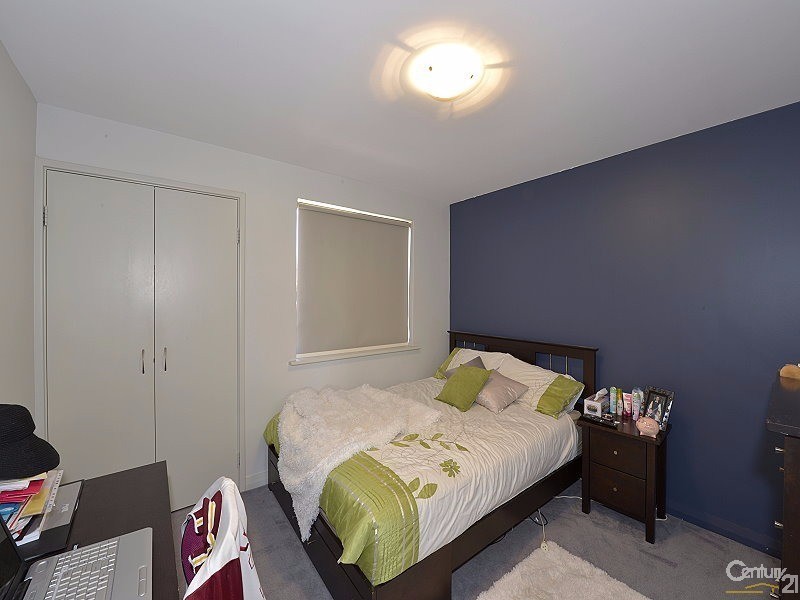 2/206 Mary Street, Halls Head WA 6210