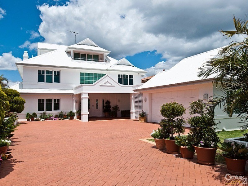 9 Cambria Island Retreat, Halls Head WA 6210