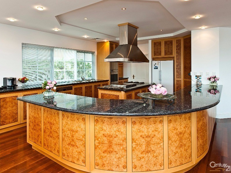 9 Cambria Island Retreat, Halls Head WA 6210