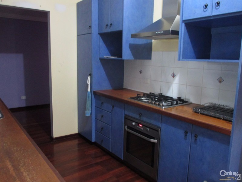 32 Cooper Street, Mandurah WA 6210