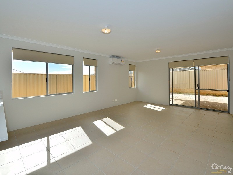 41 Lavinia Crescent, Secret Harbour WA 6173