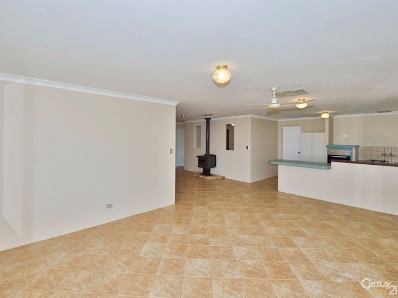 5 Buchanan Elbow, Greenfields WA 6210