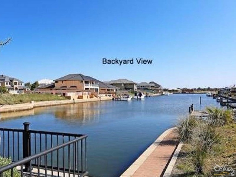 1 Twilight Court, Dudley Park WA 6210