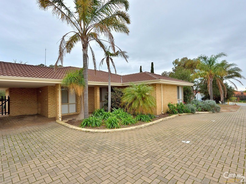 5A Maple Grove, Halls Head WA 6210