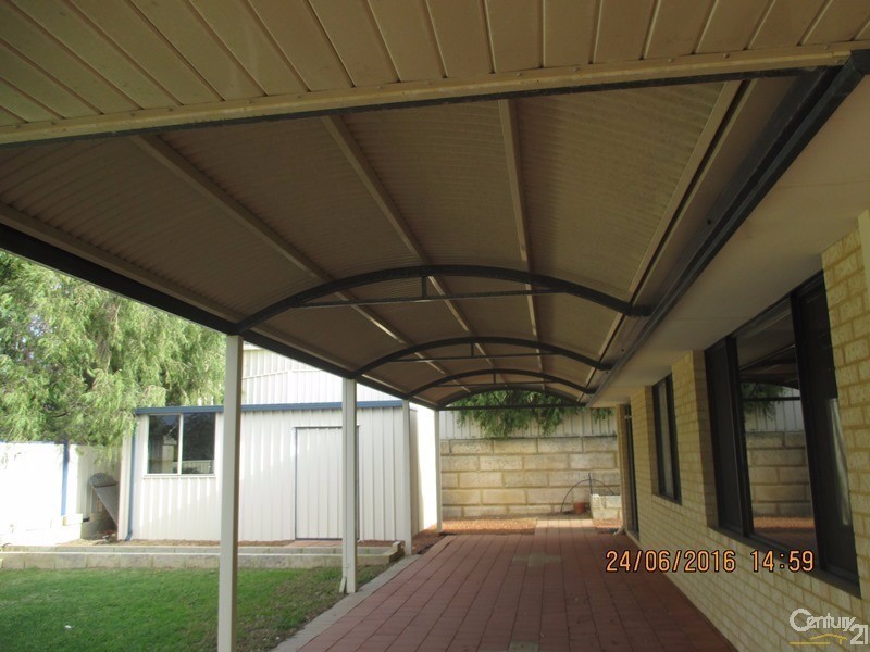 5 Peppertree Drive, Wannanup WA 6210