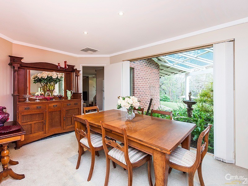 131 Mulga Drive, Parklands WA 6180