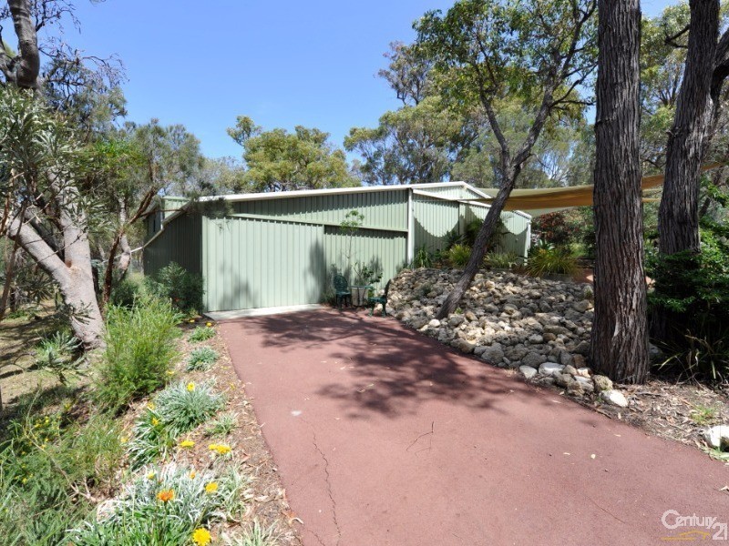 131 Mulga Drive, Parklands WA 6180