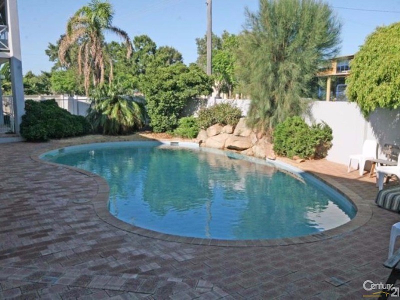 22/1-3 Hackett Street, Mandurah WA 6210