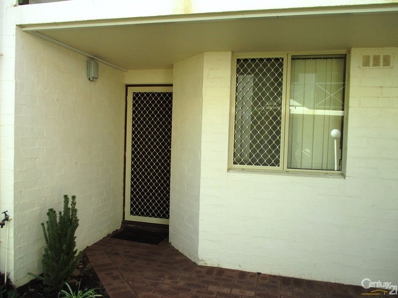 22/1-3 Hackett Street, Mandurah WA 6210