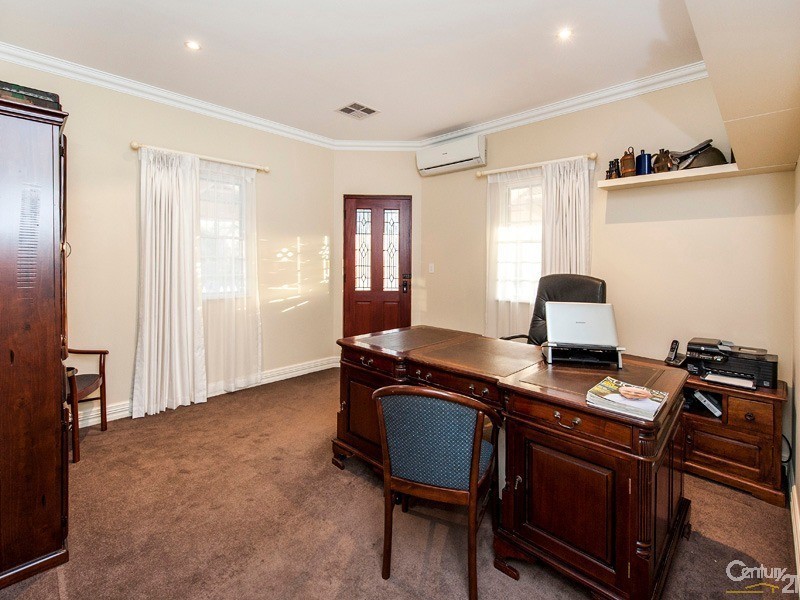 60 Marlee Road, Parklands WA 6180