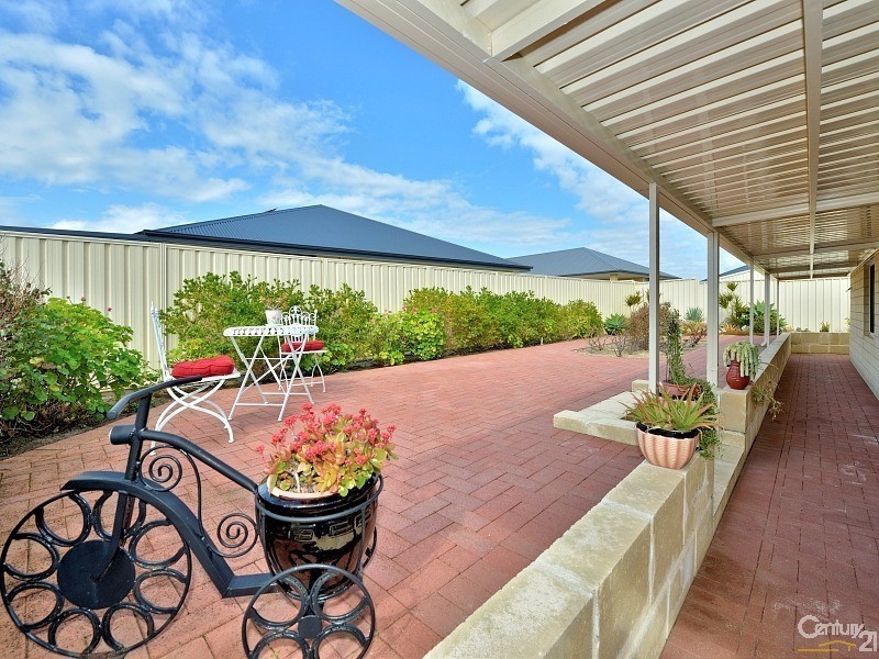 10 Bencubbin Street, Dawesville WA 6211