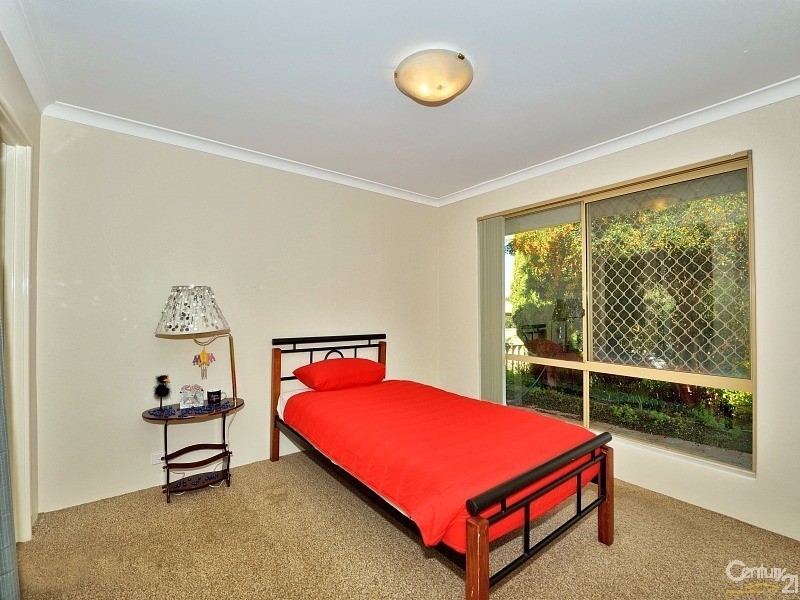 47 Casuarina Drive, Halls Head WA 6210