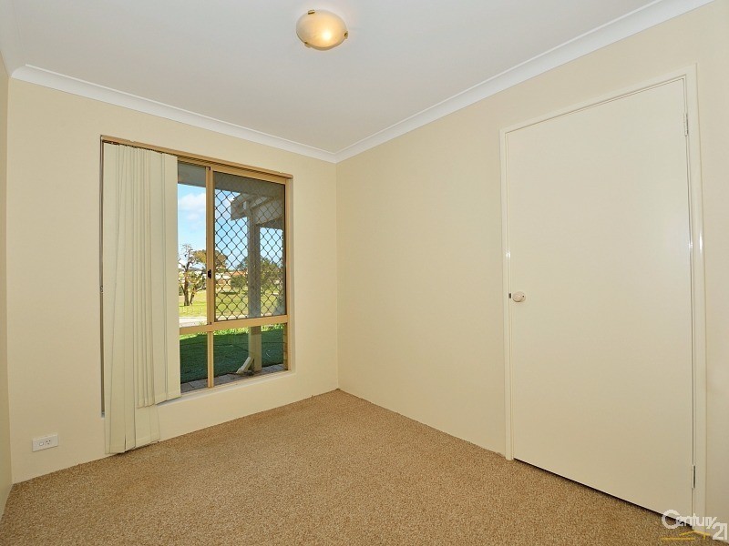 47 Casuarina Drive, Halls Head WA 6210