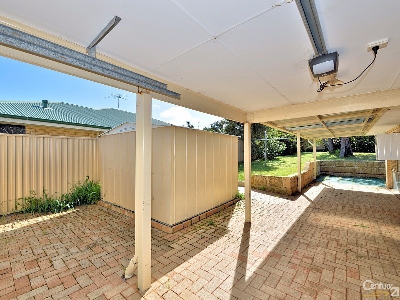 47 Casuarina Drive, Halls Head WA 6210