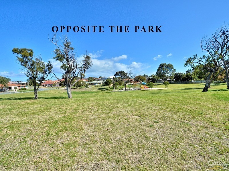 47 Casuarina Drive, Halls Head WA 6210