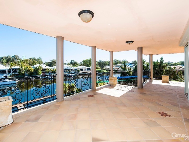 50 Cambria Island Retreat (Port Mandurah), Halls Head WA 6210