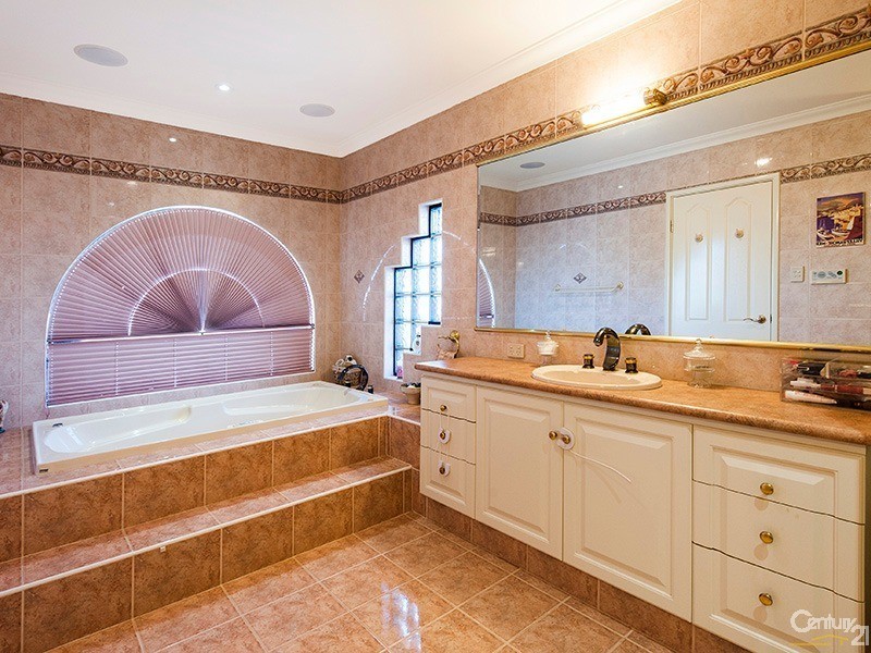 50 Cambria Island Retreat (Port Mandurah), Halls Head WA 6210