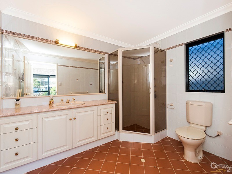 50 Cambria Island Retreat (Port Mandurah), Halls Head WA 6210