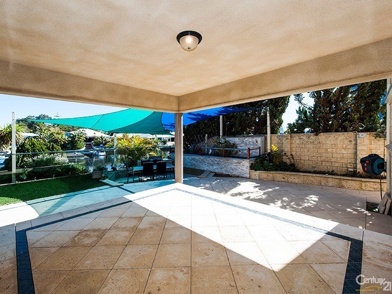 50 Cambria Island Retreat (Port Mandurah), Halls Head WA 6210