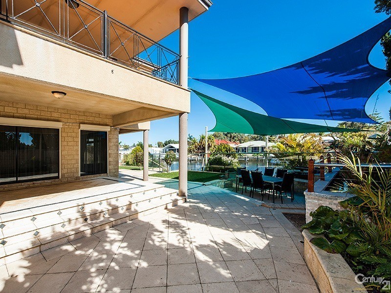 50 Cambria Island Retreat (Port Mandurah), Halls Head WA 6210