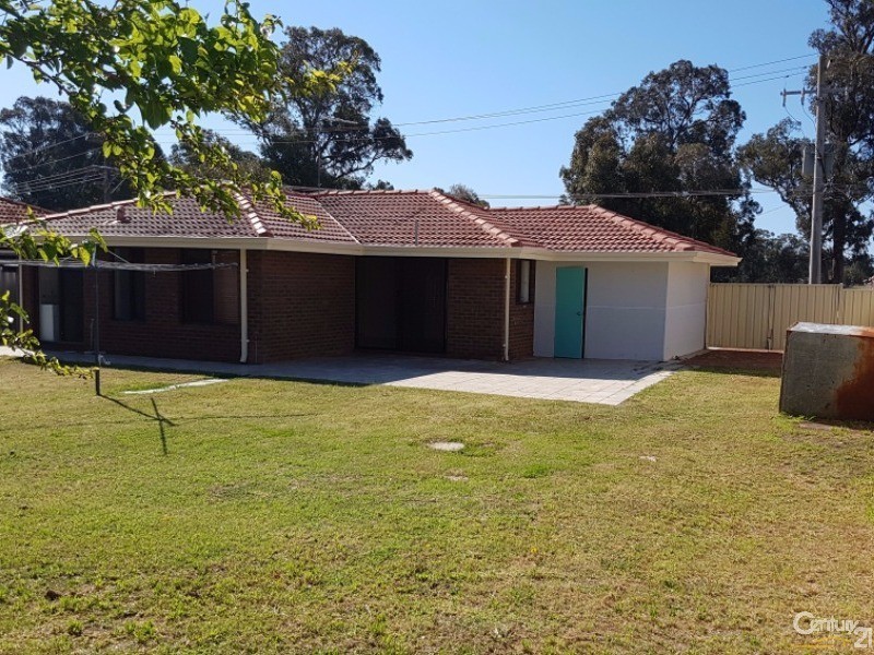 63 Murdoch Drive, Greenfields WA 6210