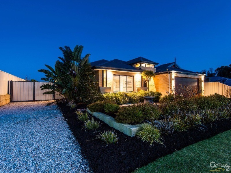 13 Currancy Lass Rise, Madora Bay WA 6210