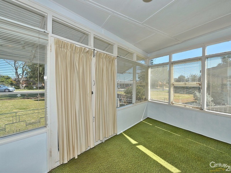 34 Kitchener Street, Dudley Park WA 6210