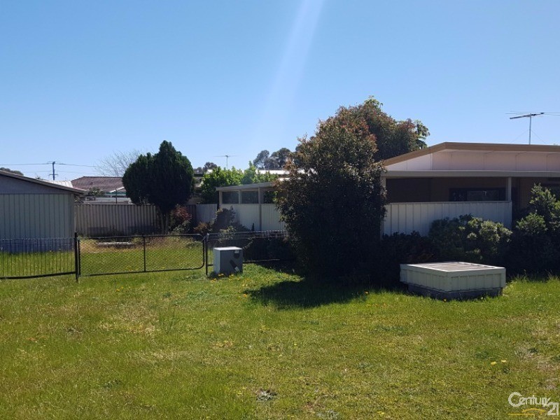 2 Doonda Street, Mandurah WA 6210
