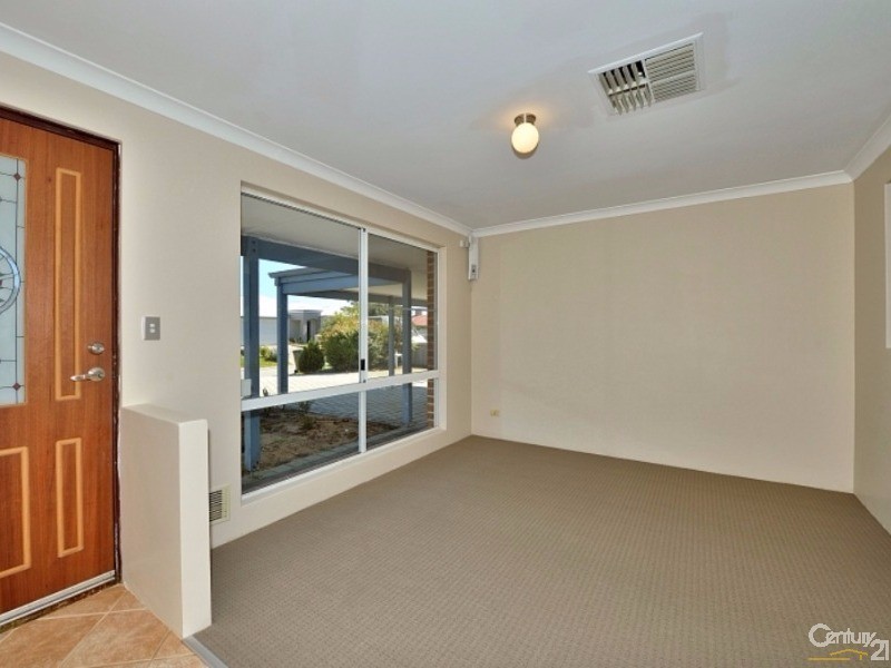 5 Buchanan Elbow, Greenfields WA 6210