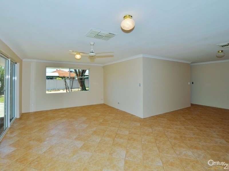 5 Buchanan Elbow, Greenfields WA 6210