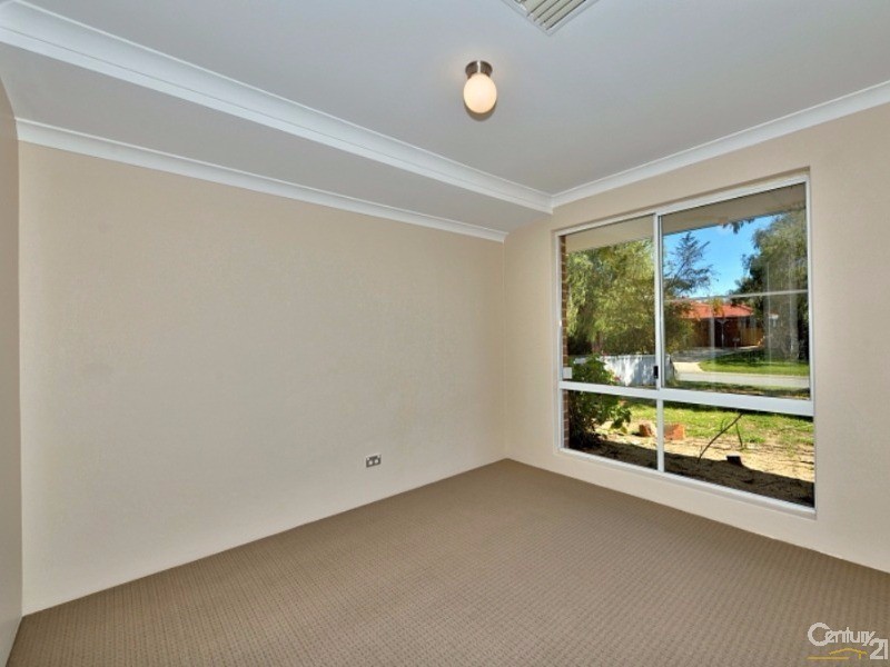 5 Buchanan Elbow, Greenfields WA 6210