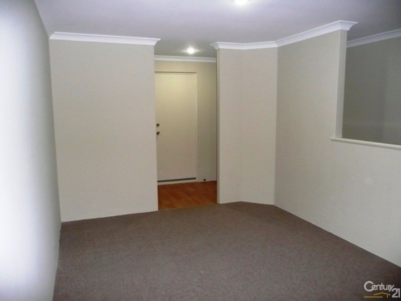 10 Pingle Drive, Greenfields WA 6210