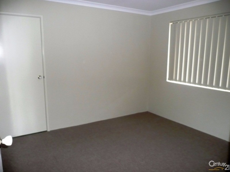 10 Pingle Drive, Greenfields WA 6210