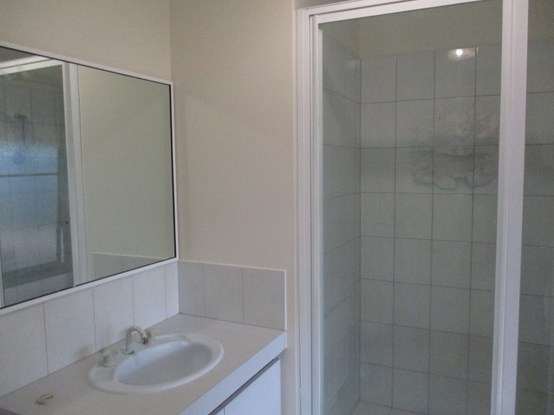 3 Muirfield Court, Halls Head WA 6210