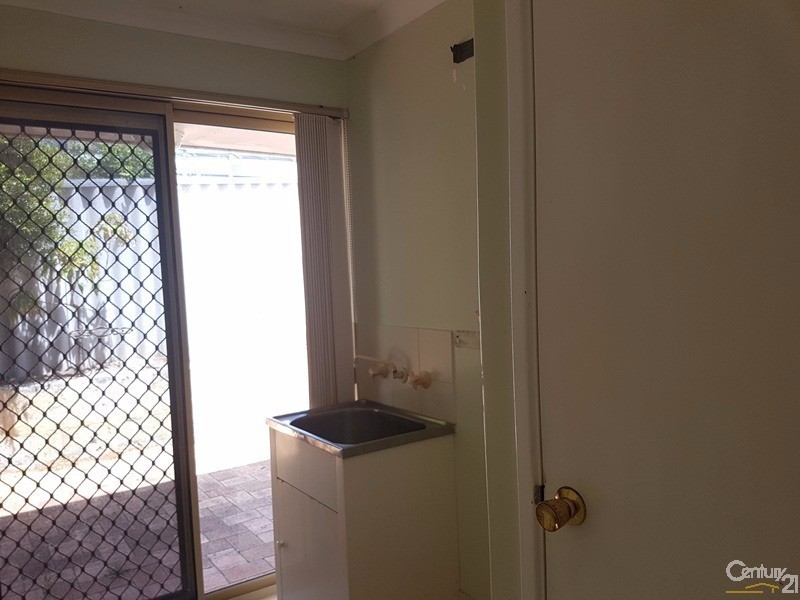 3 Muirfield Court, Halls Head WA 6210