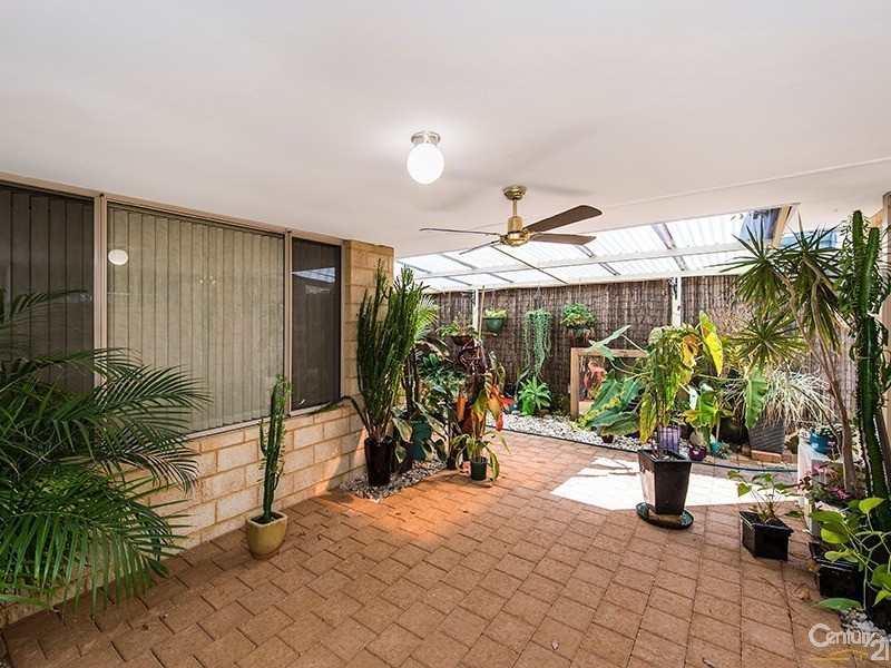 8 Evella Cove, Lakelands WA 6180