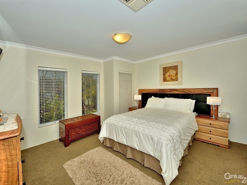 36 Hudson Drive, Dudley Park WA 6210