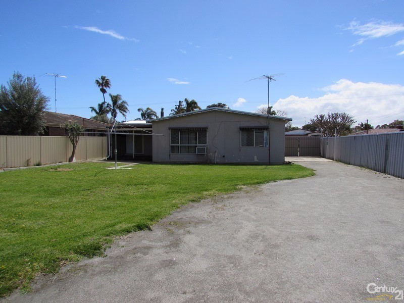 3 Eacott Street, Mandurah WA 6210