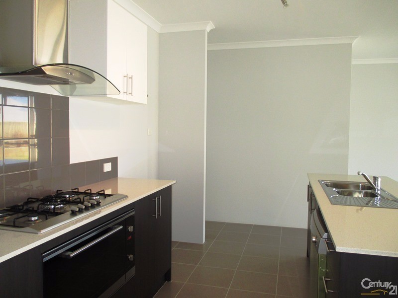 28 Eleanore Drive, Madora Bay WA 6210