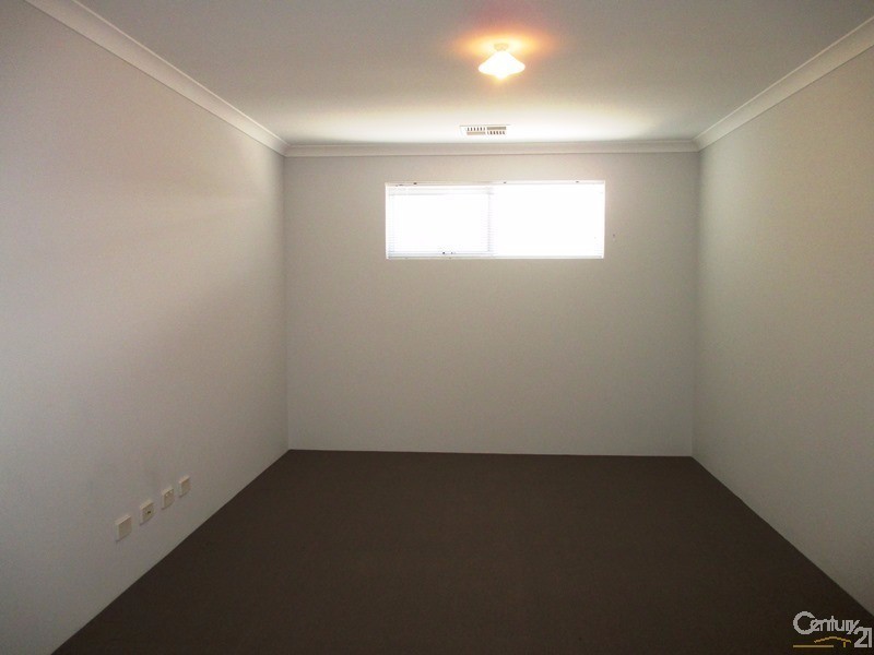 28 Eleanore Drive, Madora Bay WA 6210