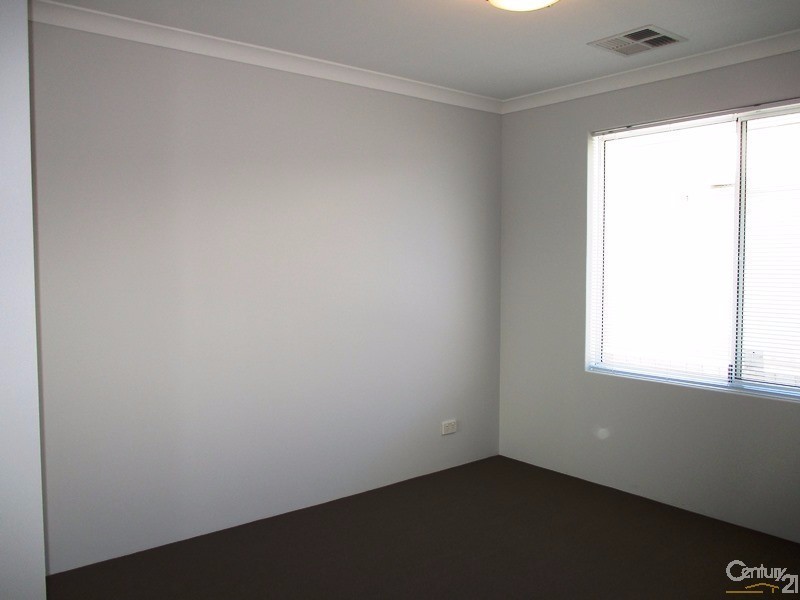 28 Eleanore Drive, Madora Bay WA 6210